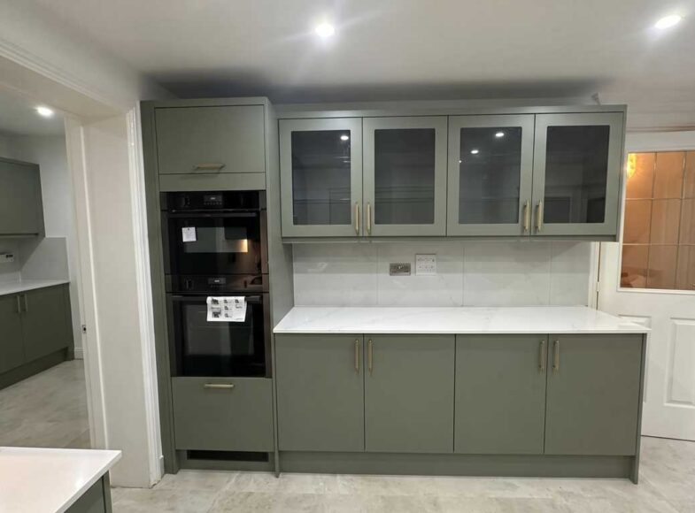 projects-levelup-pro-build-manchester-modern-sage-green-kitchen-installation-manchester-m8-pic1